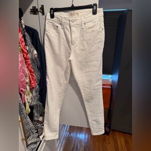 Levi’s White 721 High-Rise Skinny Jeans